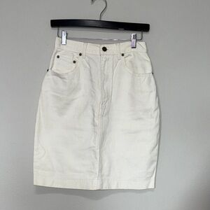 Karen Kane Cream Mini Skirt